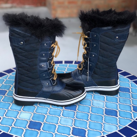 Sorel Tofino Boot - Picture 3 of 8